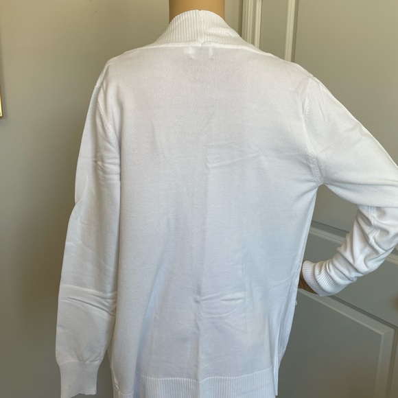 Cardigan - Picture 2 of 3